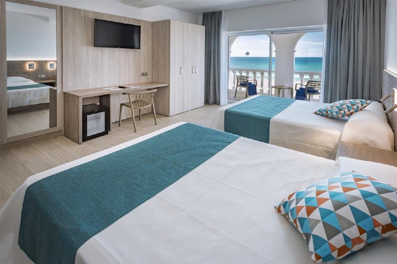 4R Gran Europe Hotel Coma-ruga Luaran gambar